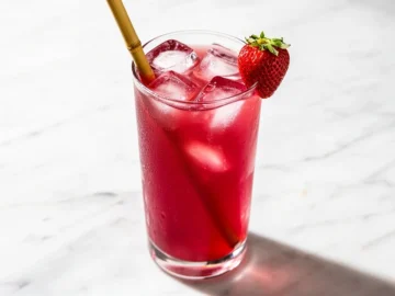 Strawberry Iced Tea Recipe That Actually Tastes Like Real Strawberry